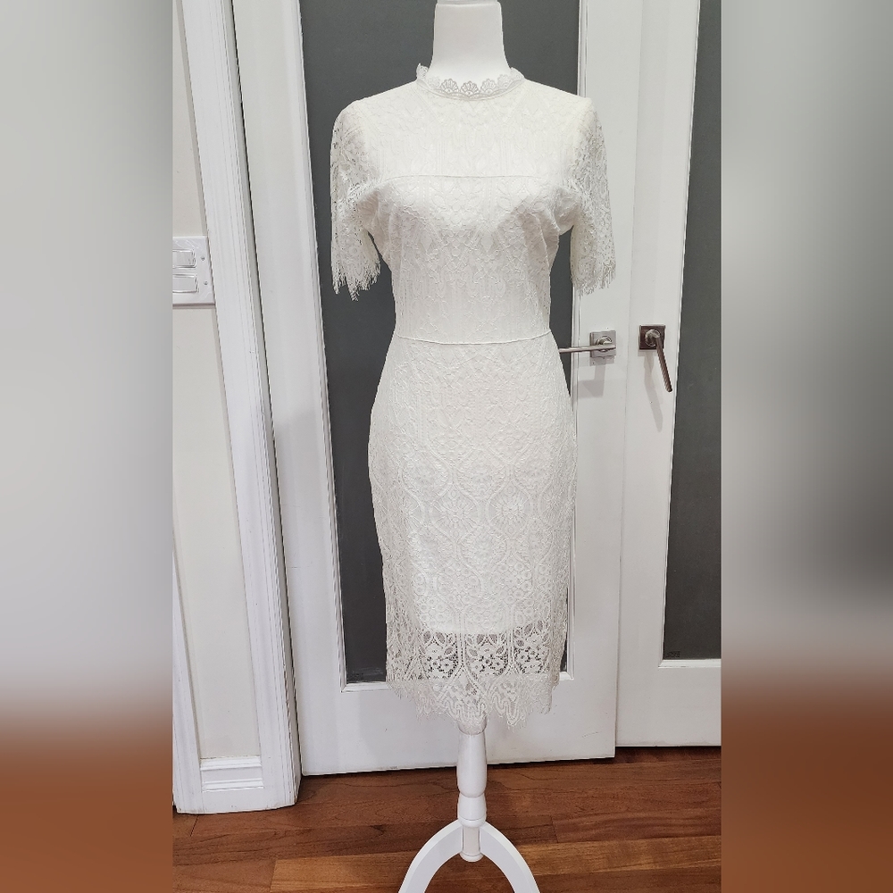 Lace Ivory Midi Dress - Picture 3 of 11